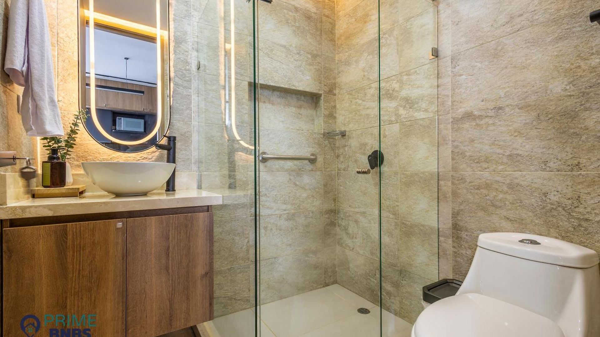 Front - Luxury High Rise - Dubai Style Apartamento