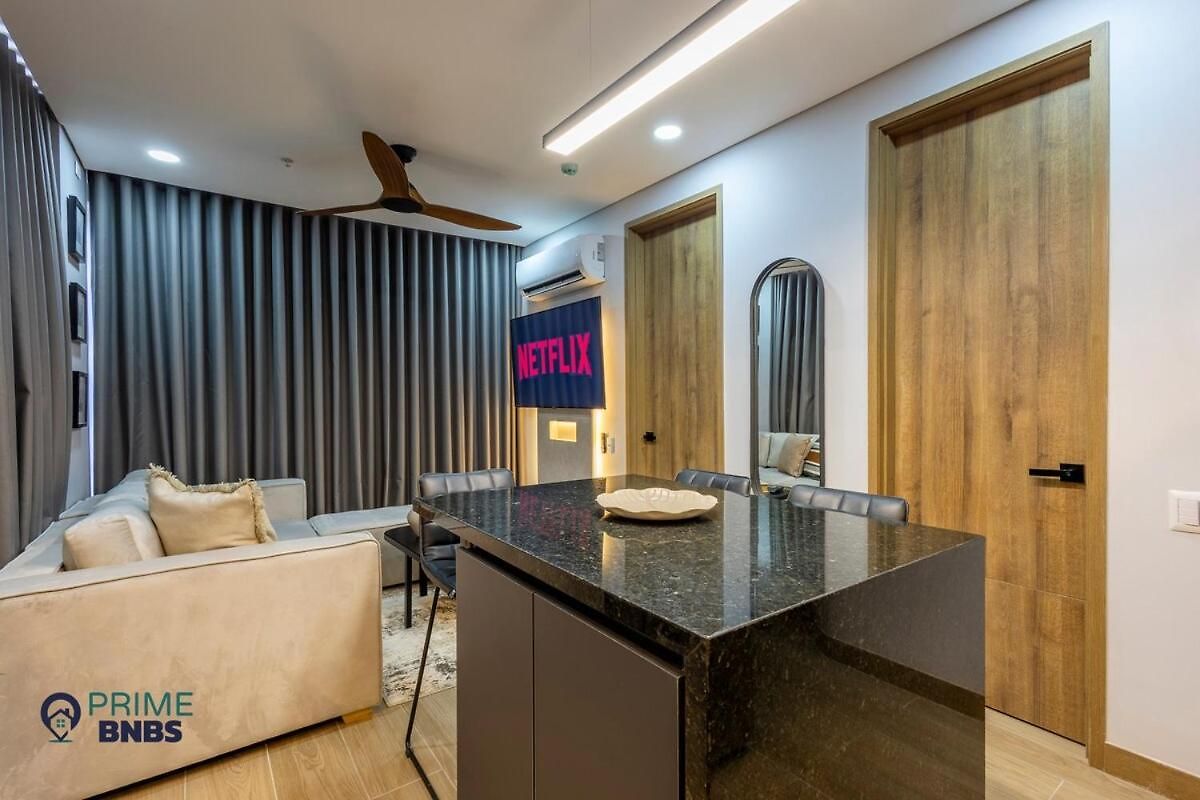 Front - Luxury High Rise - Dubai Style Apartamento *