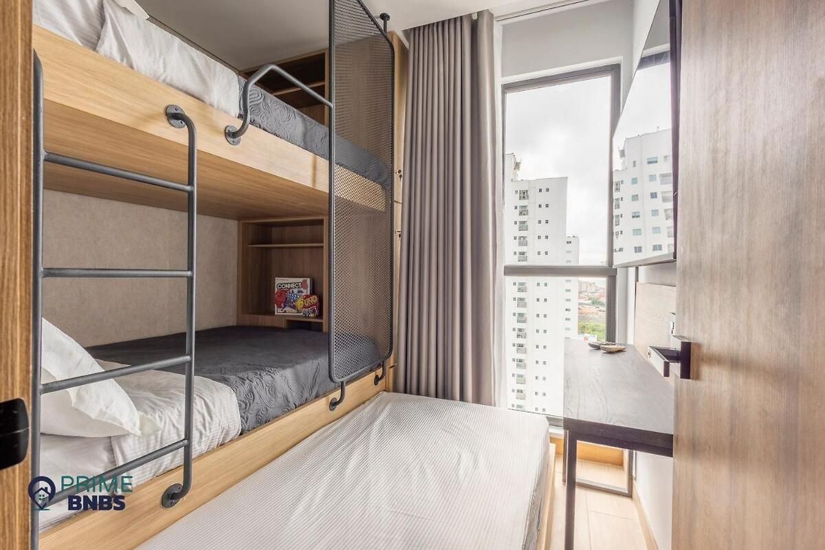 Front - Luxury High Rise - Dubai Style Apartamento *