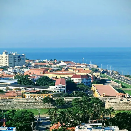 Front - Luxury High Rise - Dubai Style Cartagena