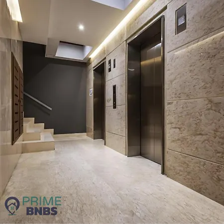 Front - Luxury High Rise - Dubai Style *