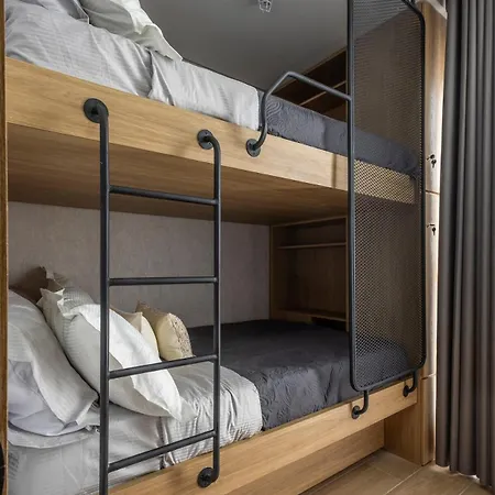 Front - Luxury High Rise - Dubai Style Apartamento *