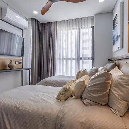 Front - Luxury High Rise - Dubai Style * Cartagena